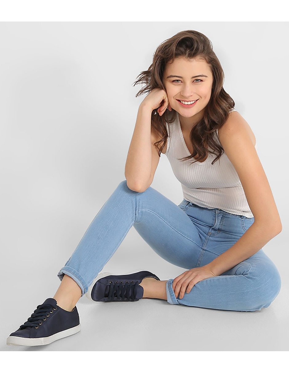 Jeans skinny a la cintura para mujer 6