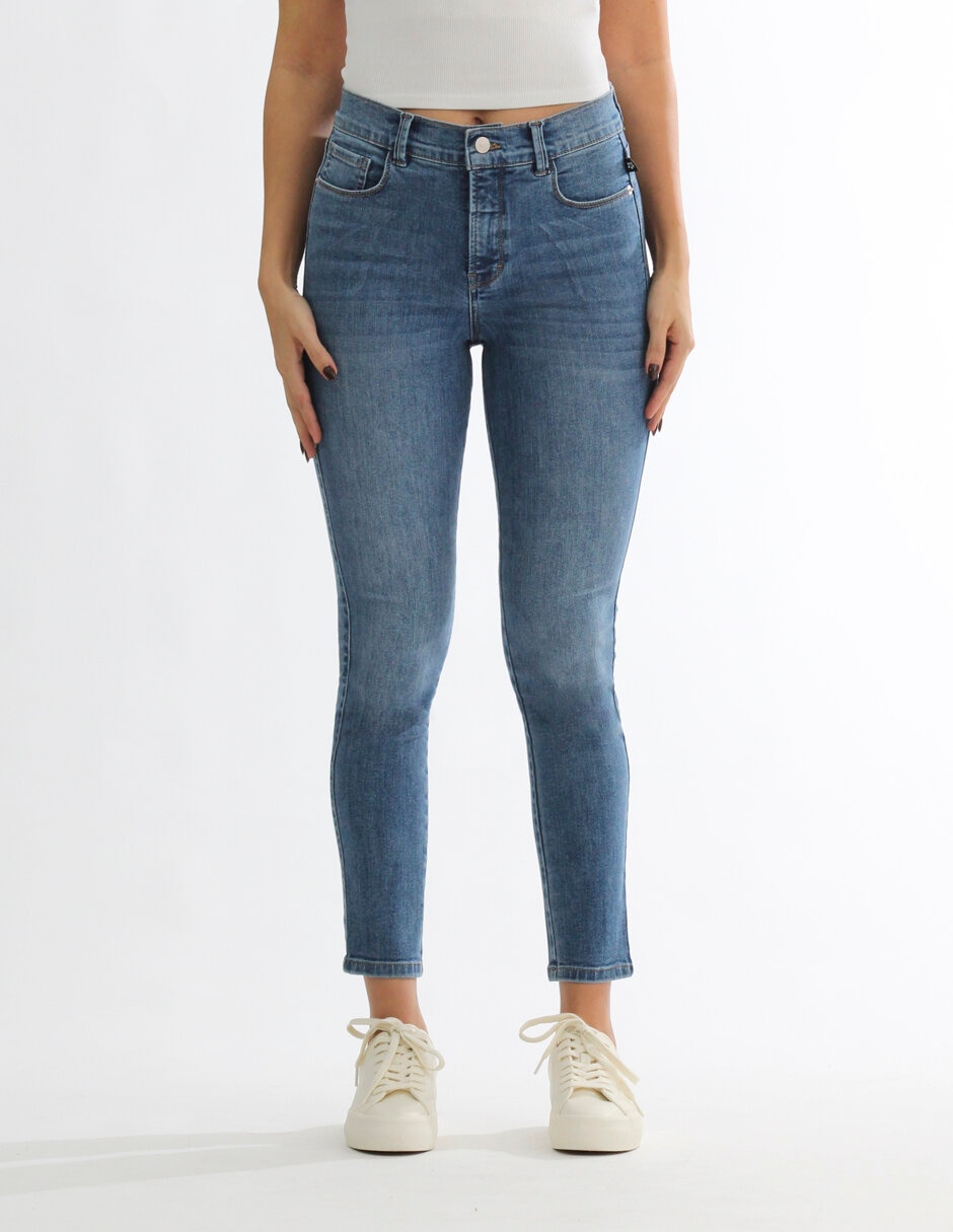 Jeans capri skinny para mujer