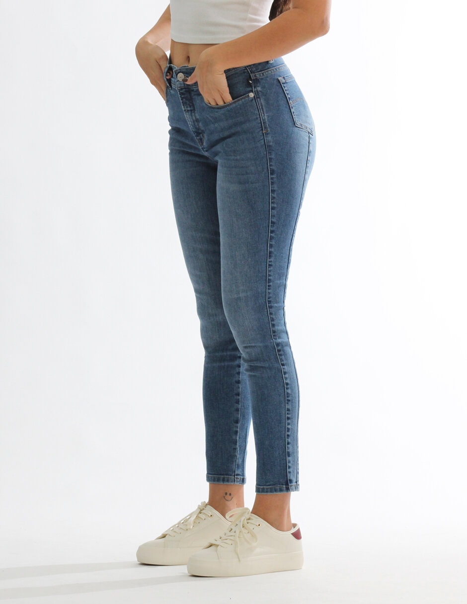 Jeans capri skinny para mujer 5