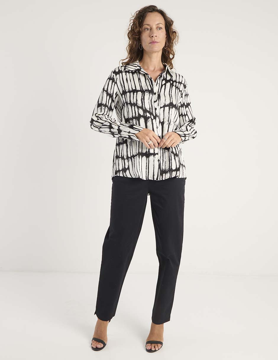 Blusa camisera Liz& manga larga para mujer 3
