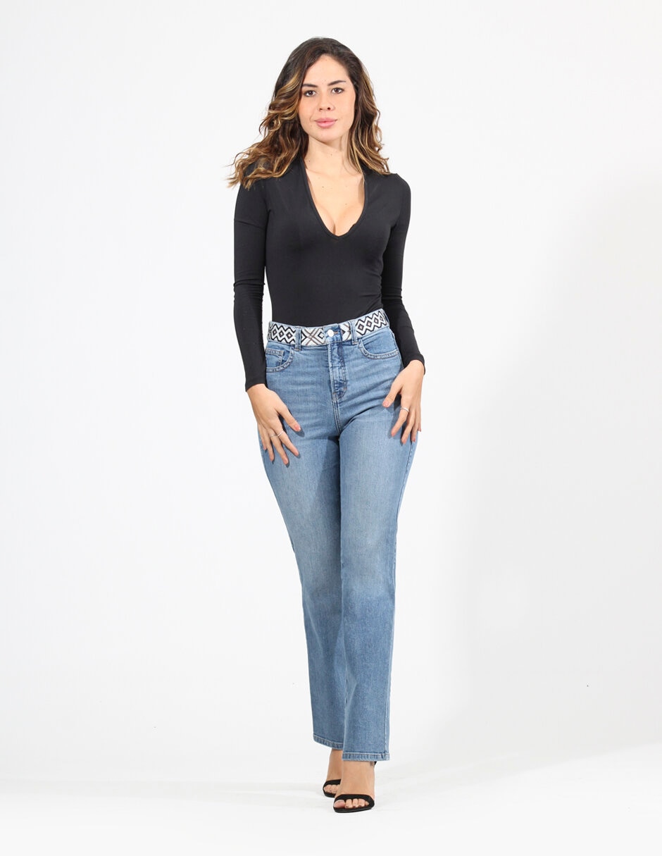 Jeans straight para mujer 3