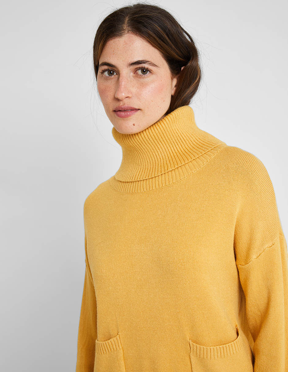 Suéter cuello tortuga para mujer 4