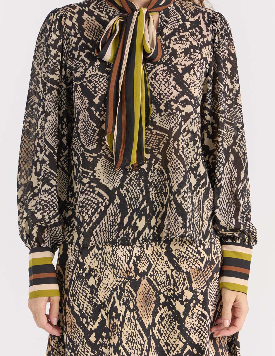 Blusa Liz& manga larga para mujer 5