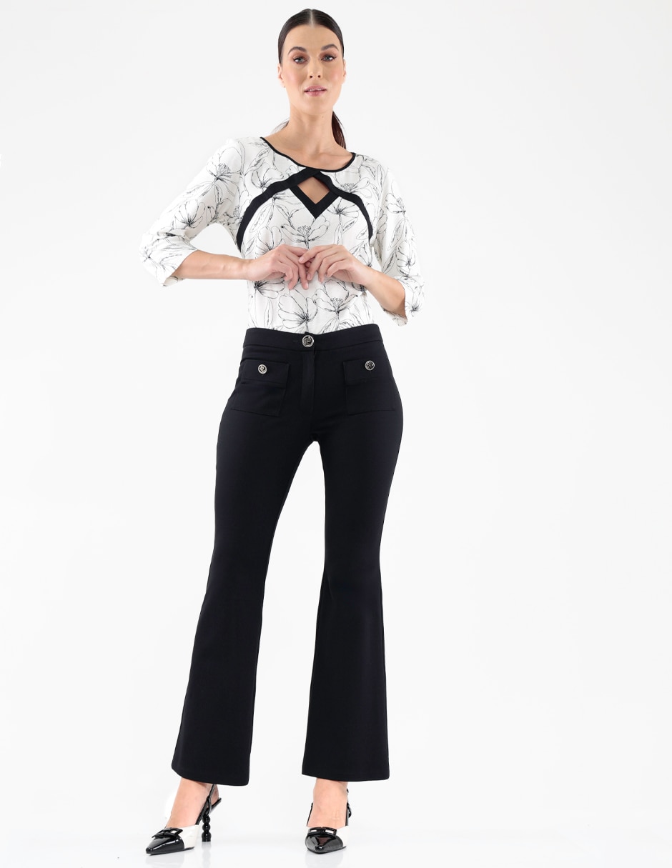 Pantalón flare regular para mujer 3