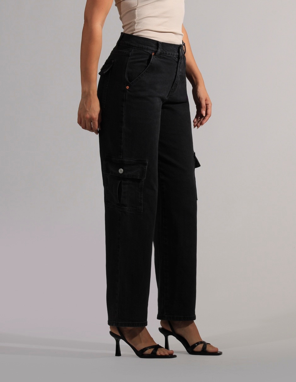 Jeans cargo straight para mujer 4