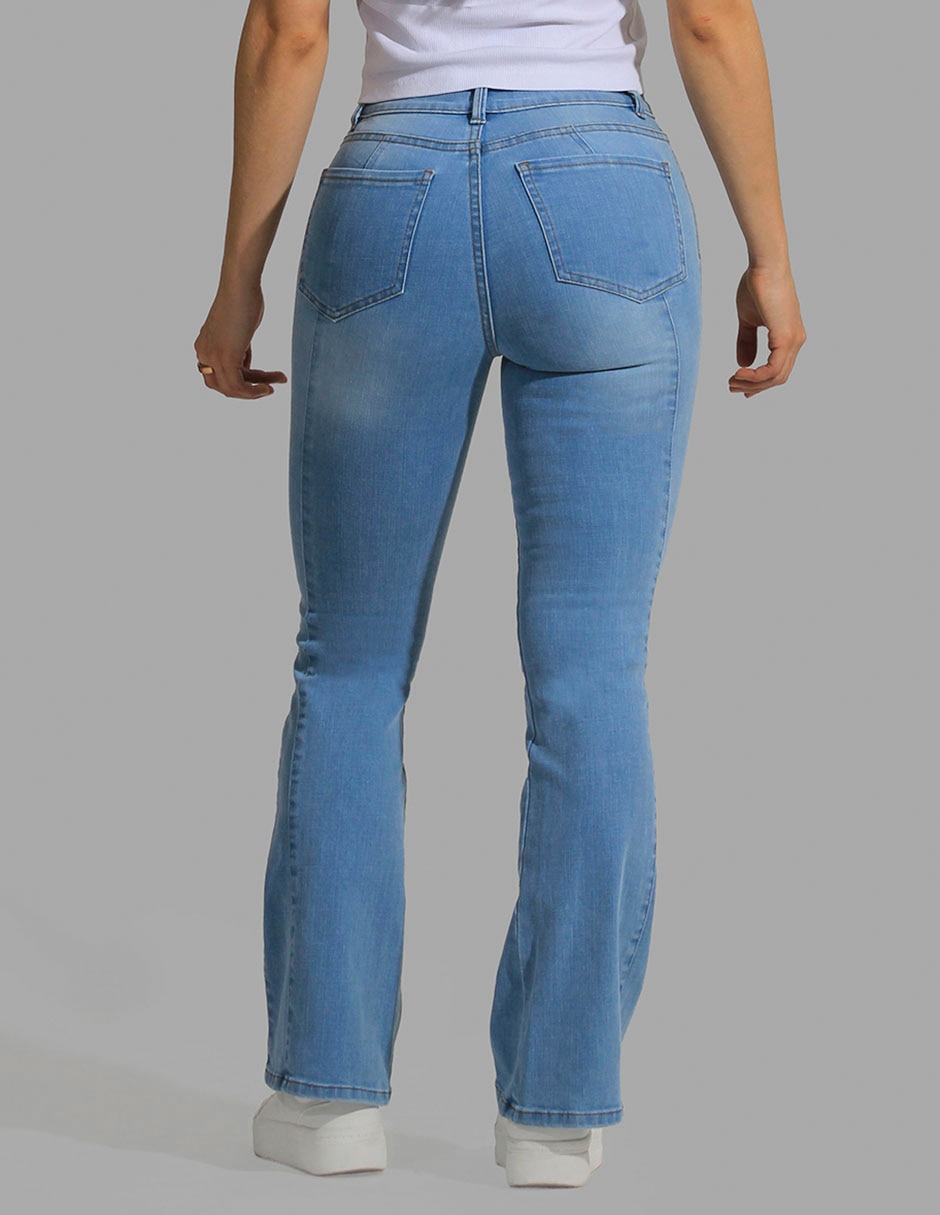 Jeans flare para mujer 7
