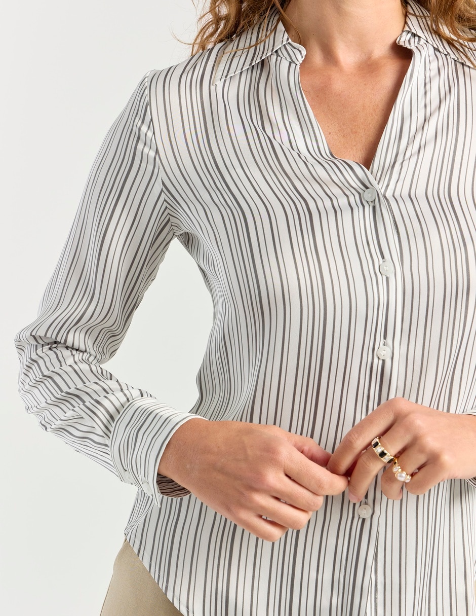 Blusa Liz& manga larga para mujer 5