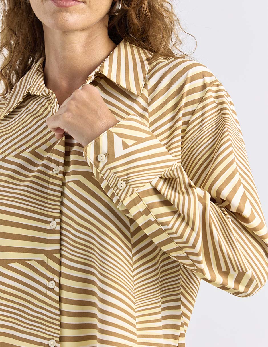 Blusa camisera Liz& manga larga para mujer 4