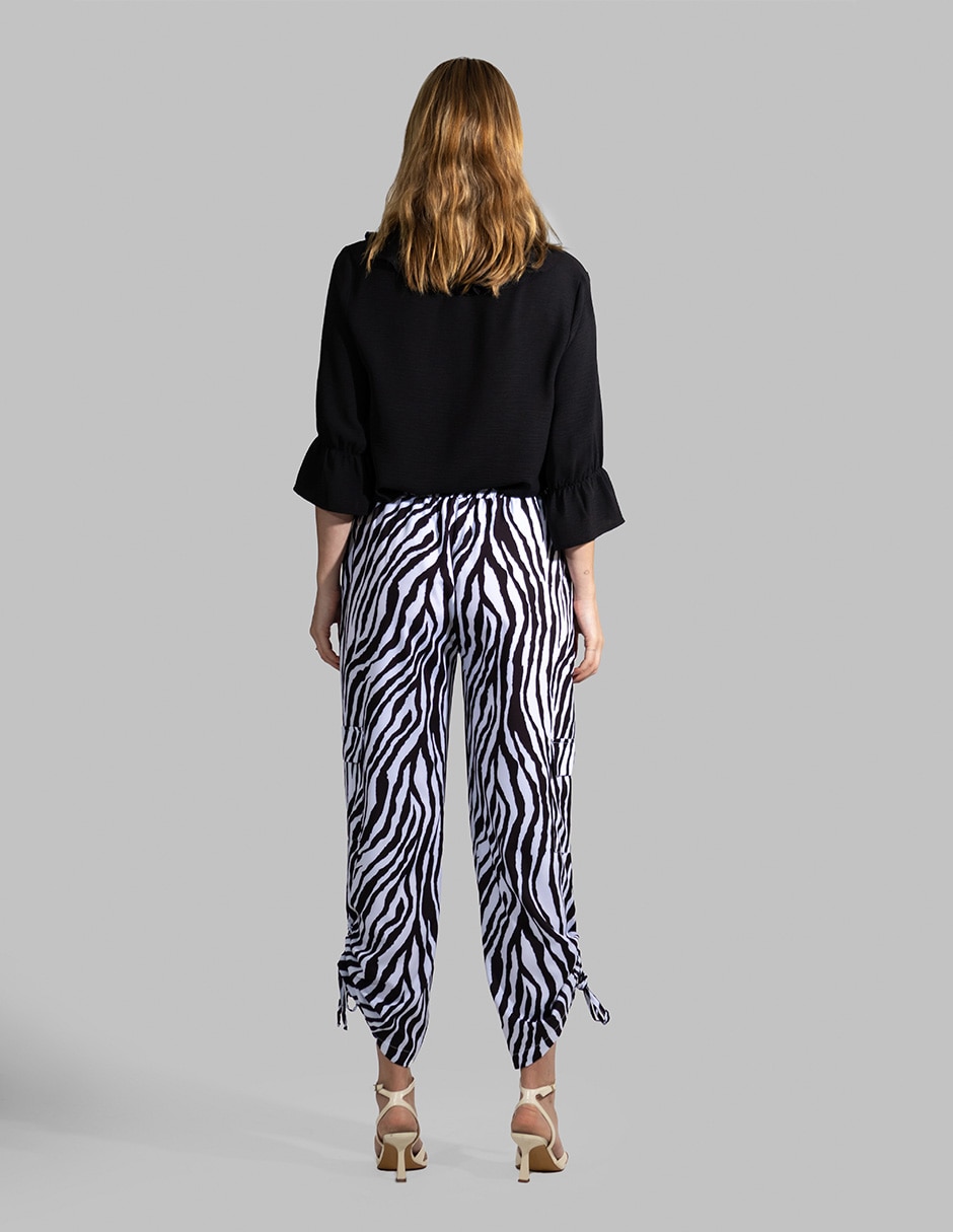 Pantalón cargo regular para mujer 4
